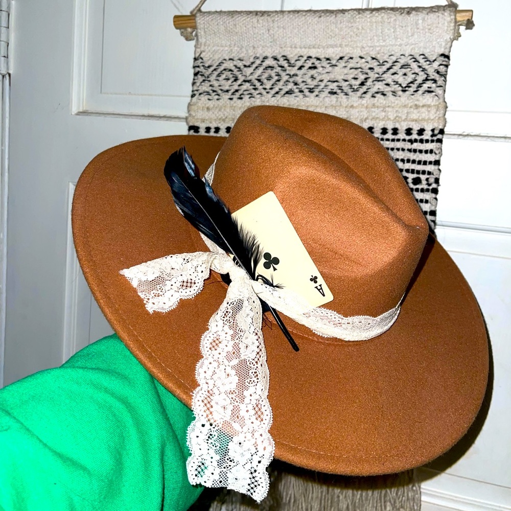 Custom hat from hat bar